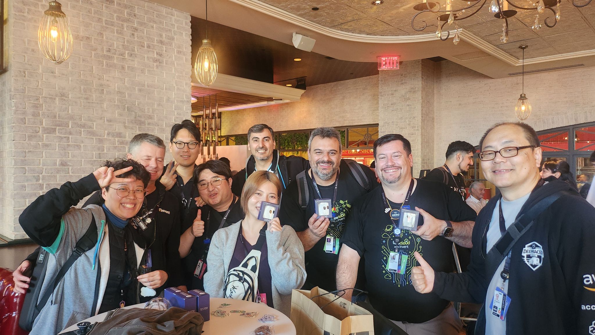 AWS re:Invent 현장에서 커뮤니티 멤버들과